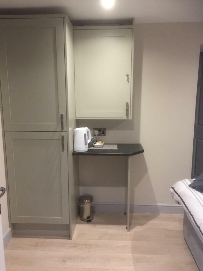 Private En-Suite Guestroom Ruthin Buitenkant foto