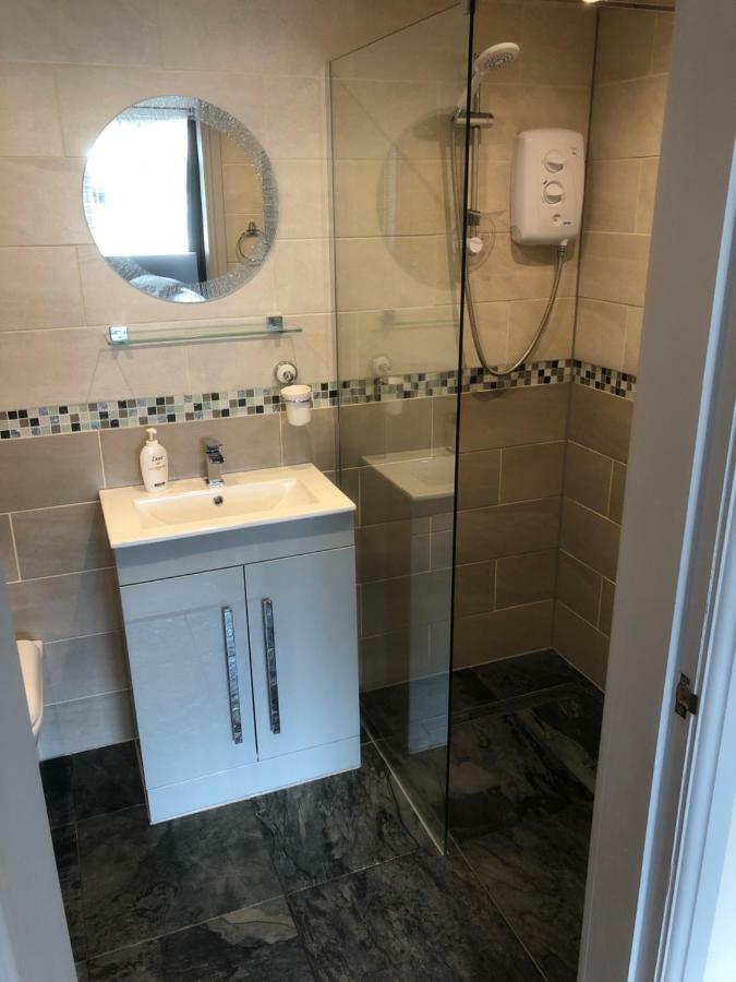 Private En-Suite Guestroom Ruthin Buitenkant foto